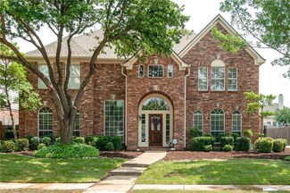 704 Creek Bluff Dr, Keller, TX 76248