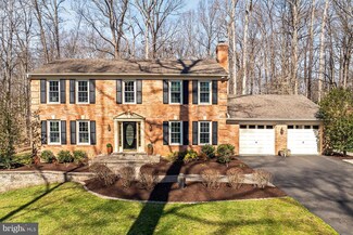 11529 Clara Barton Dr, Fairfax Station, VA 22039