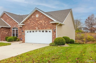 129 Summit Ridge Unit 129, Maryville, IL 62062