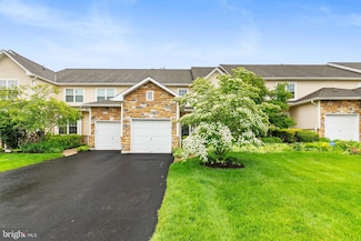 117 Shoal Creek Dr, Blue Bell, PA 19422