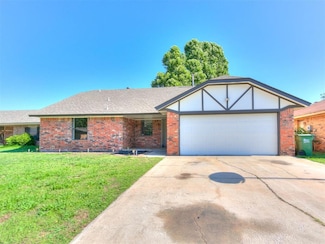 1033 Linn Ln, Yukon, OK 73099