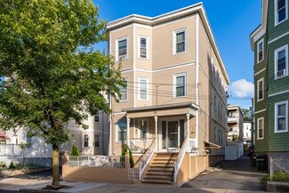 61 Highland St, Revere, MA 02151
