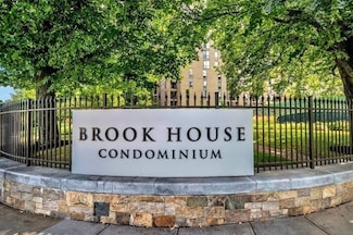 44 Washington St Unit 1010, Brookline, MA 02445