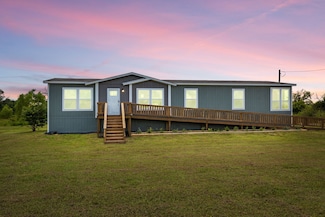 411 County Road 282, Bay City, TX 77414