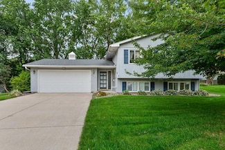 350 15th St NE, Owatonna, MN 55060