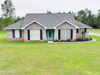 3875 Firetower Rd, Kiln, MS 39556