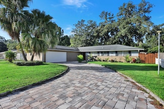 2816 Annette Cir, Jacksonville, FL 32216