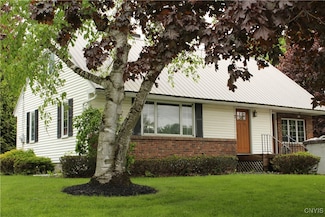 7 Catlin Ave, Sauquoit, NY 13456