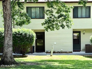 97 Wilshire Heights Dr, Crossville, TN 38558