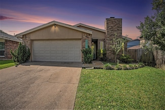 5927 Maco St, Galveston, TX 77551