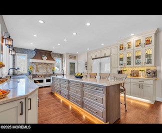 9 Mehar Ct, Jackson, NJ 08527