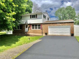 21 Cardinal Path, Liverpool, NY 13090