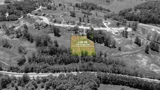 1006 Round Meadow Dr, Christiansburg, VA 24073