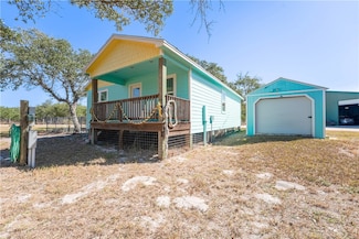 2102 Prairie Rd, Rockport, TX 78382