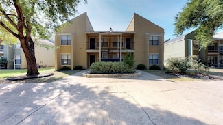 305 Manuel Dr Unit D, College Station, TX 77840