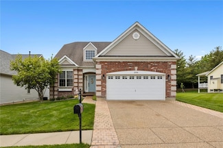 2056 Hawks Landing Dr, Lake Saint Louis, MO 63367