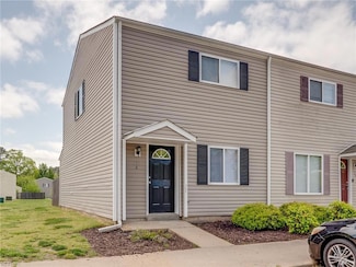 156 Delmar Ln Unit A, Newport News, VA 23602