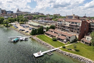 424 S Blount St, Madison, WI 53703