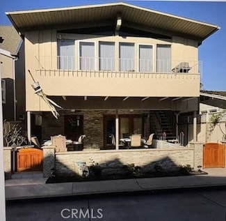 205 Abalone Ave Unit A, Newport Beach, CA 92662