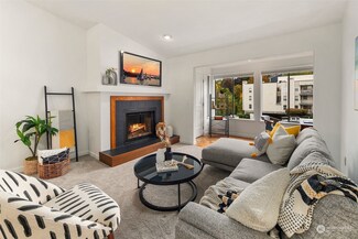 9512 1st Ave NE Unit 410, Seattle, WA 98115
