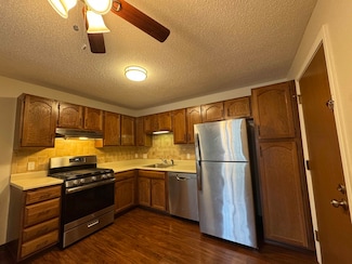 379 Huse Rd Unit 26, Manchester, NH 03103