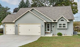 1310 16th St, Baraboo, WI 53913