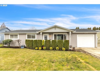 925 S Magnolia St, Cornelius, OR 97113