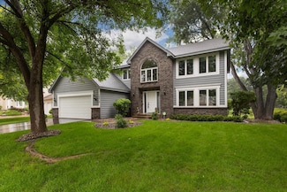16812 Weston Bay Rd, Eden Prairie, MN 55347