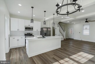 2405 W Mosher St, Baltimore, MD 21216