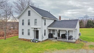 4028 Broadway, Kenduskeag, ME 04450