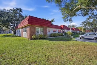 5865 37th Ave N Unit 19, Saint Petersburg, FL 33710