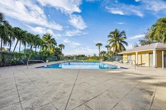 1626 Meadows Cir W Unit 1626, Boynton Beach, FL 33436