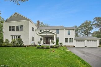 18 Forest Trail, Basking Ridge, NJ 07920