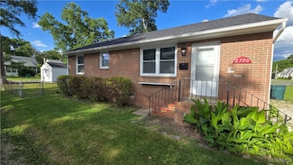 2720 Maplewood Rd, Henrico, VA 23228