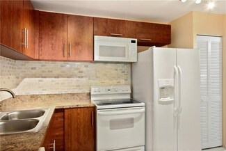 4156 NW 90th Ave Unit 104, Coral Springs, FL 33065
