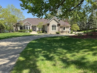 1917 S Shore Dr, Albert Lea, MN 56007