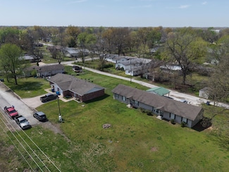 2109 D St NW, Miami, OK 74354