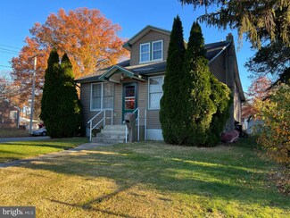 108 S Browning Ave, Somerdale, NJ 08083