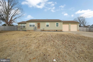 145 Brewer Ave, Blackwood, NJ 08012