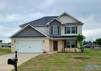 26898 Linda Todd Ave, Athens, AL 35613