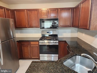 13107 Millhaven Place Unit E, Germantown, MD 20874