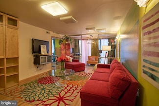8677 Greenbelt Rd Unit 101, Greenbelt, MD 20770