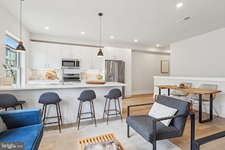 3440 W Westmoreland St, Philadelphia, PA 19129