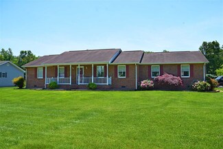 209 2nd St, Grottoes, VA 24441