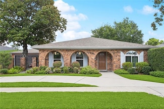 716 Nursery Ave, Metairie, LA 70005