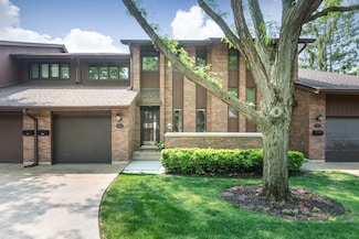 1023 Rene Ct, Park Ridge, IL 60068