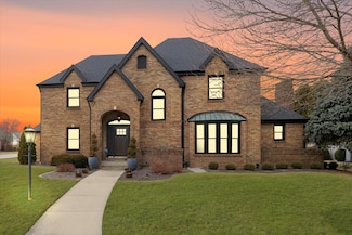 601 Pittsfield Dr, Champaign, IL 61822