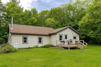 172 Brown Benoit Rd, Owls Head, NY 12969