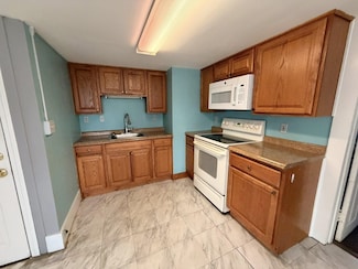 411 Fourth Unit 2B, Rollinsford, NH 03869