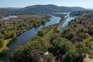 79 Missing Link Rd, Bellows Falls, VT 05101